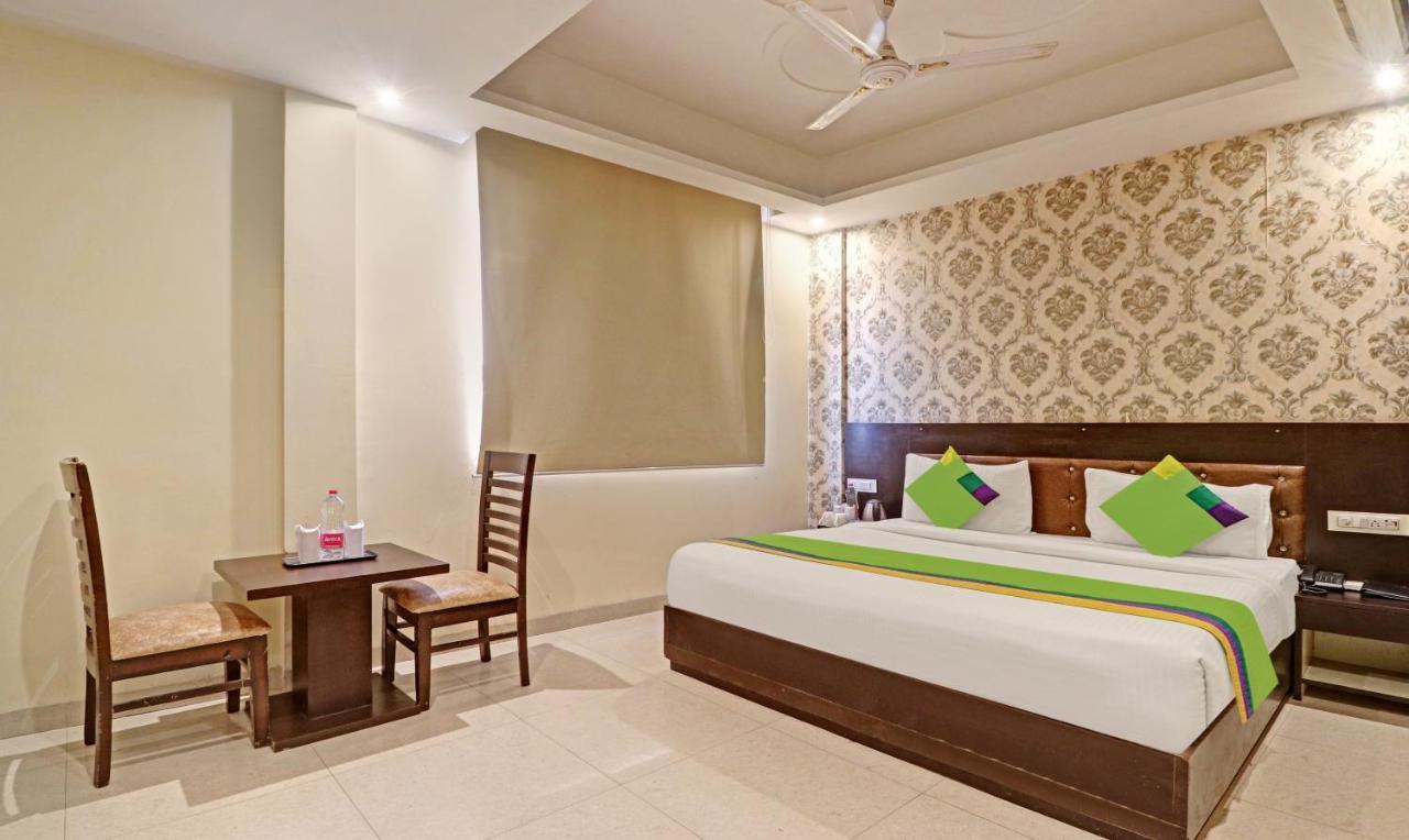 Treebo Trend Paragon Suites Mahipalpur New Delhi Exteriör bild