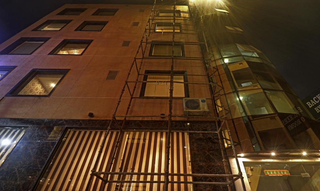 Treebo Trend Paragon Suites Mahipalpur New Delhi Exteriör bild